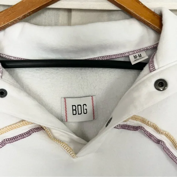 SOLD 🛑 BDG Urban Outfitters Ted Popover Sweatshirt - Picture 9 of 11